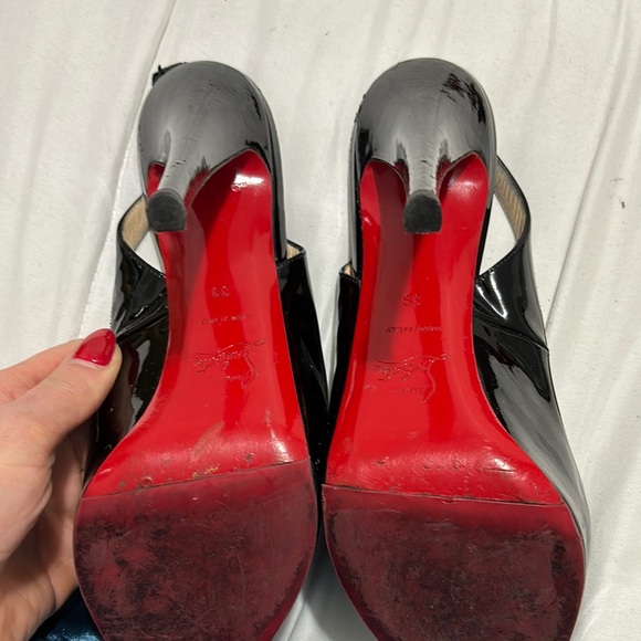 Christian Louboutin Black Heels with Peep-Toe Design and Stiletto Heel - Picture 3 of 7